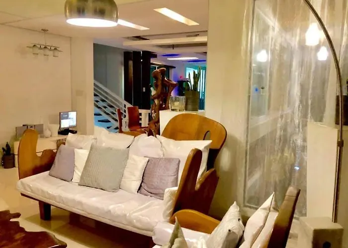 Date & Dine Resort