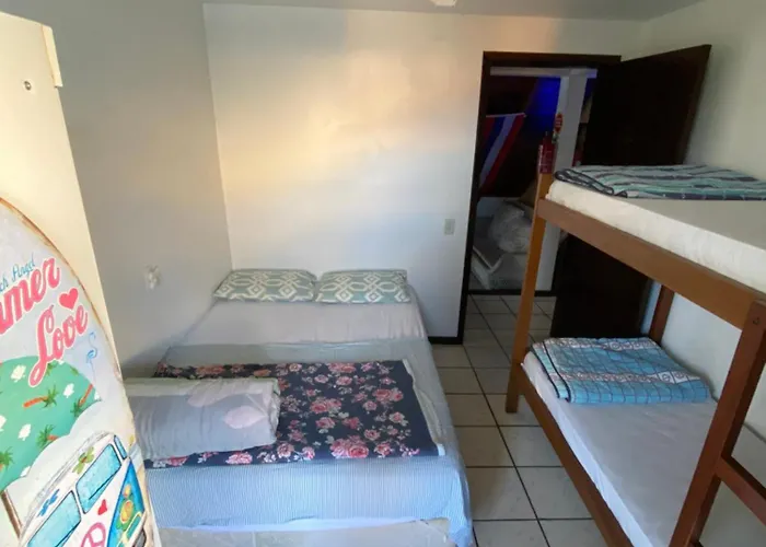 Quatro Ilhas Beach Hostel