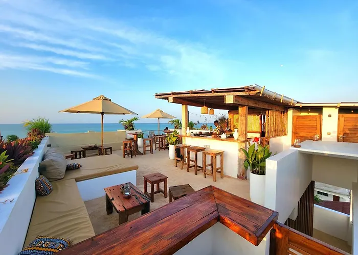 Aluna Beach Apartments