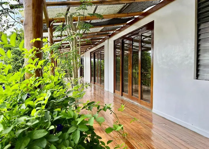 Paruparong Bughaw Ecofarm Resort