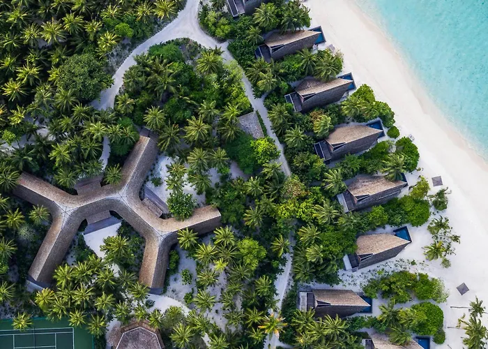 The St. Regis Maldives Vommuli Resort
