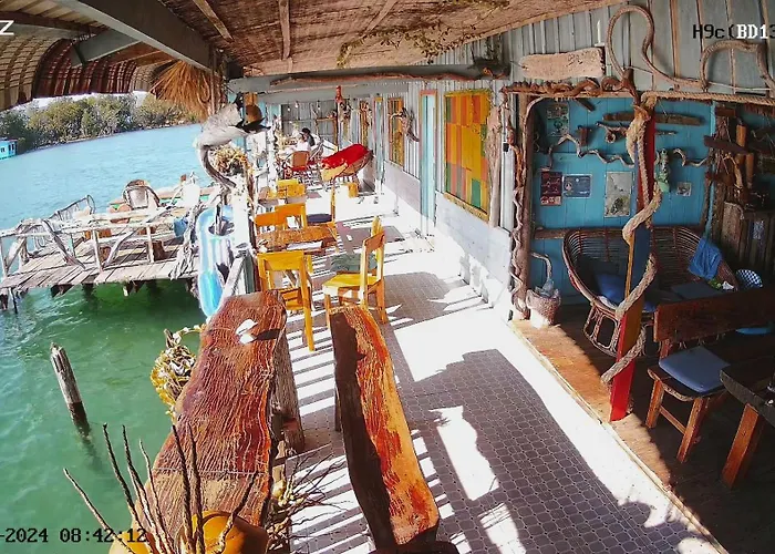 Firefly Beach Guesthouse & Bar Restaurant Koh Rong