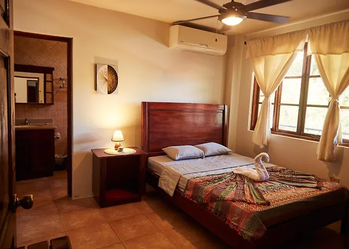 Beachside Stay At Villa Viyarte