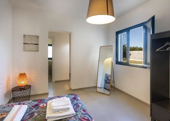 Villa Pisciotto - IsulaTravel