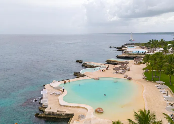 Tracadero Beach Resort