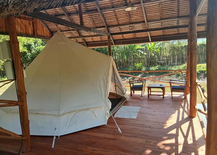 Naga Lodge
