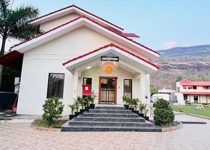 The Grand Leela Resort