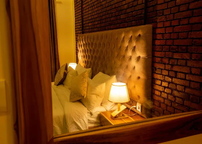 Manthra Leisure