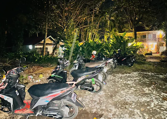Playa Del Fuego Camiguin Beach Hostel & Resort