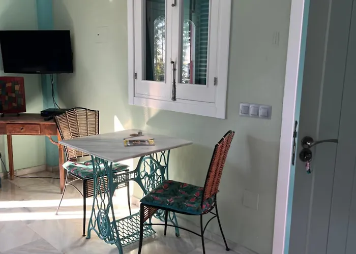 Estudio 1 en Maro con vistas al mar y balcón