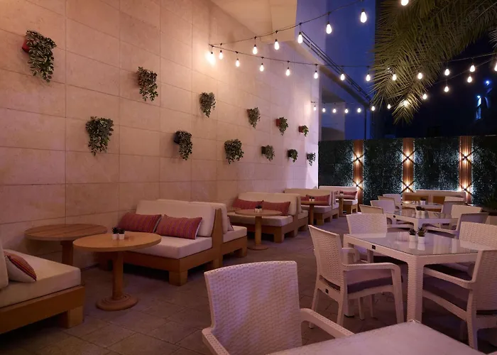 Doubletree By Hilton Doha - Al Sadd