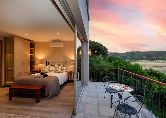 Nuach Luxury Suites