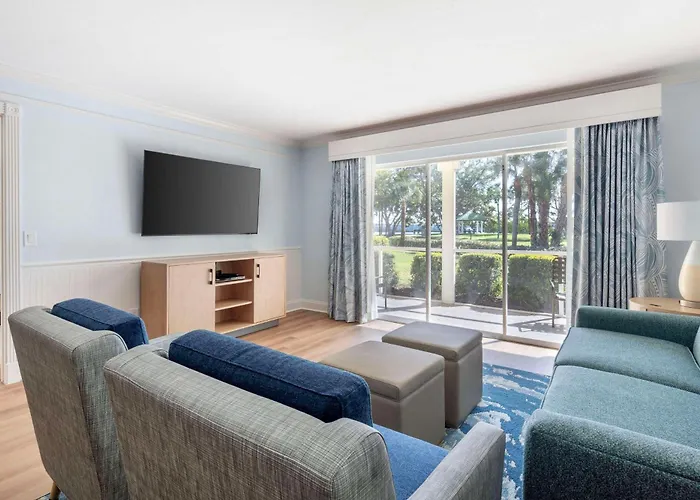 Hilton Vacation Club Charter Club Naples Bay