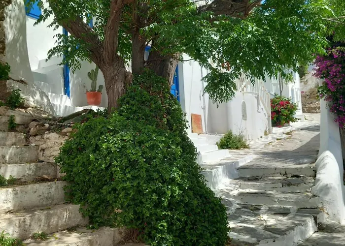 Alex Oldtown Sea View Rooms And Appartments