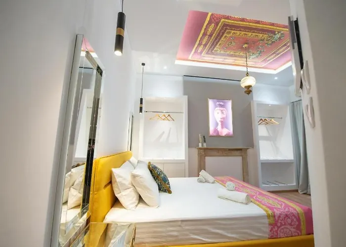 Summer Me - Corfu Downtown Apartments