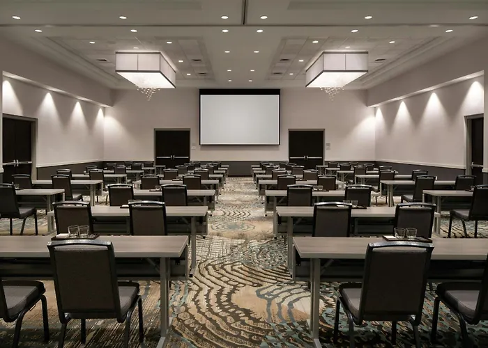 Courtyard By Marriott Scottsdale Salt River