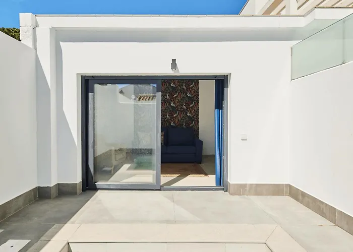 ARENA SUIT, Apartamentos con Jacuzzi privado en Playa de la Barrosa - Apartamento en Chiclana de la Frontera