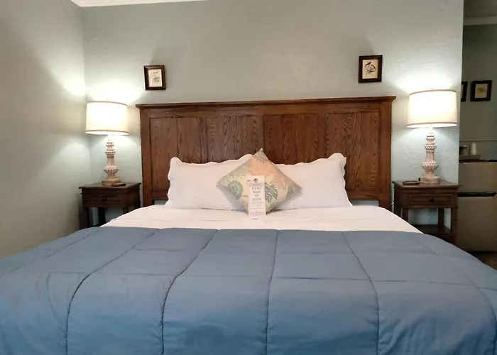 Cherokee Lodge