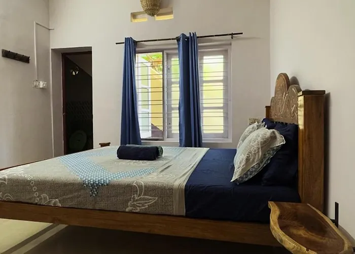 Blue Sophy Residency