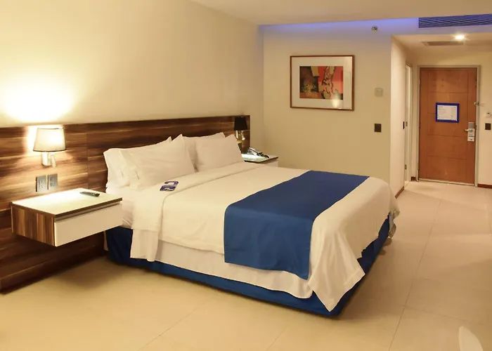 Holiday Inn Express Puerto Vallarta By Ihg