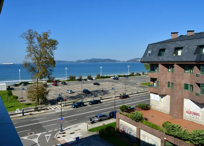 Primera Linea de Playa Samil Costa con Garaje Incluido