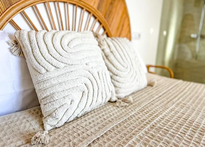 Chakra House Fuerteventura - Private Rooms In A Shared Boutique Guesthouse