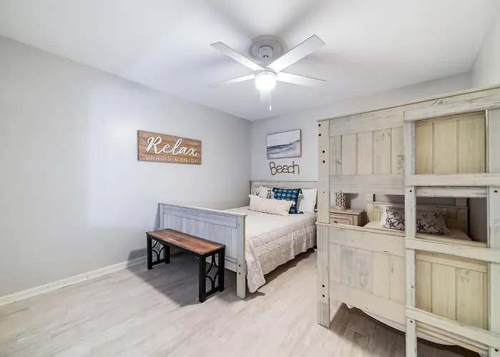 Beachfront Bliss! 1800 Sq Ft Spacious 3Br Sleeps 12 - Oceans 9D