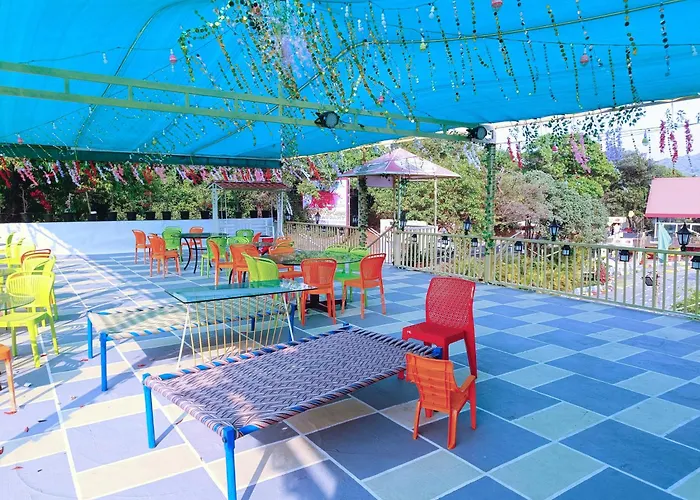 Saanjh Riverside Resort