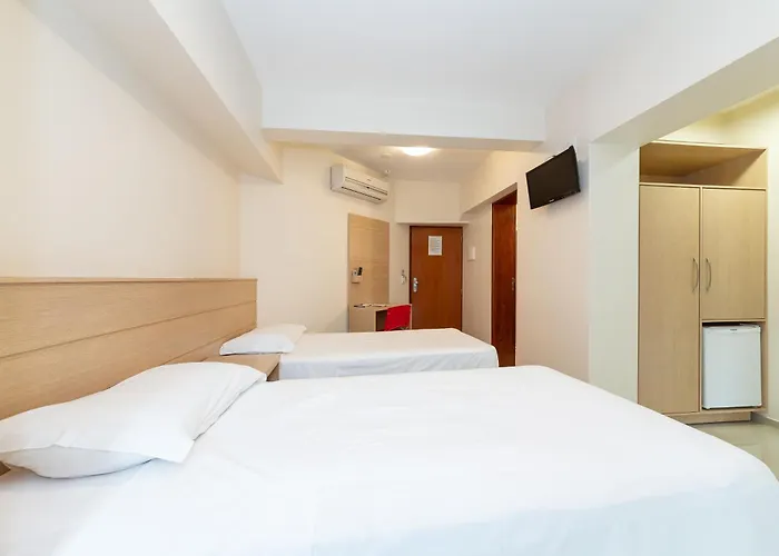 Slim Hotel Sao Jose Zion