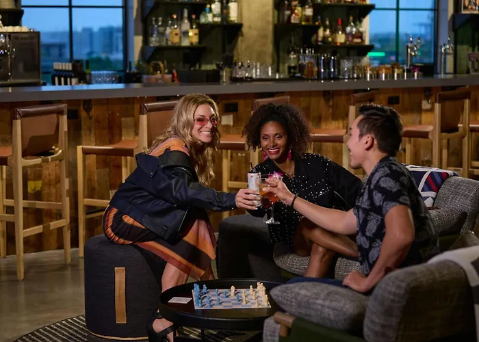Moxy Charleston Downtown