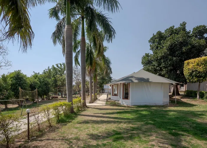 Click Resort Corbett Tiger Den