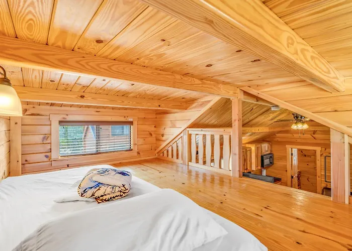 Cabins At Bonefish Bay