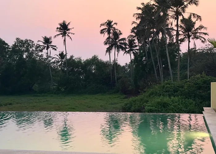 Beach Bliss Apartment Hotel - 7 Minutes Walk To Beach