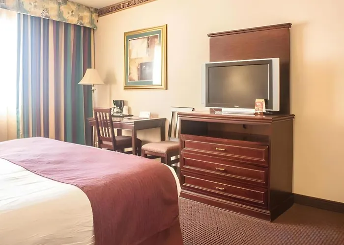 Four Queens Hotel & Casino