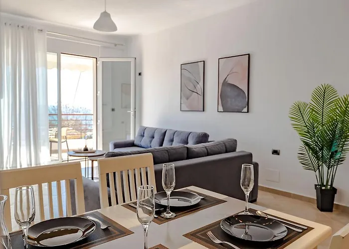 Sunny Apartments