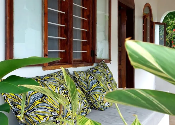 Mawimbi Bungalows