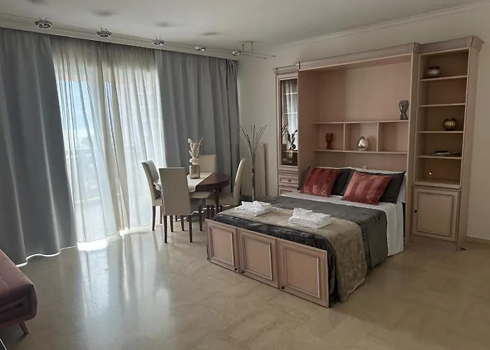 Maison Blanc