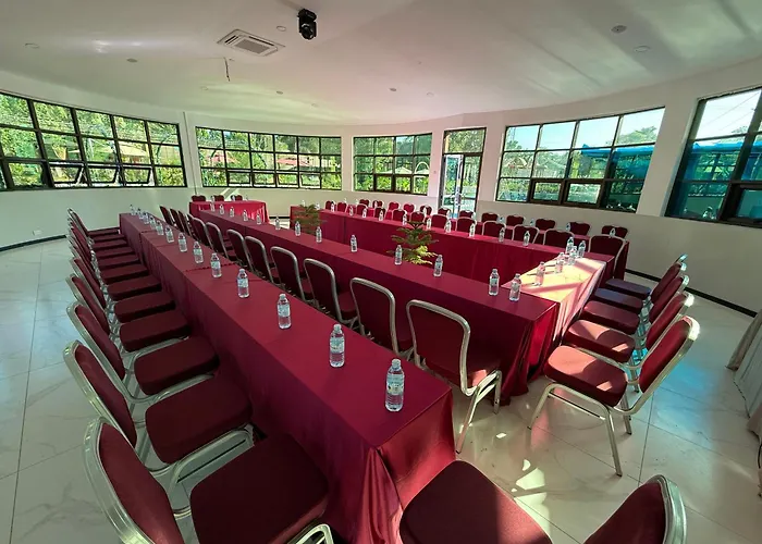 Signature Resort Hotel Jinja