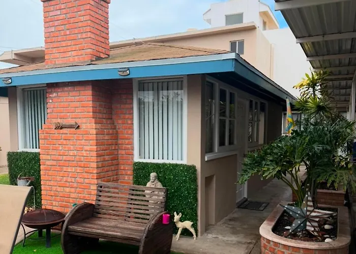 Seaside Adventure Lodging