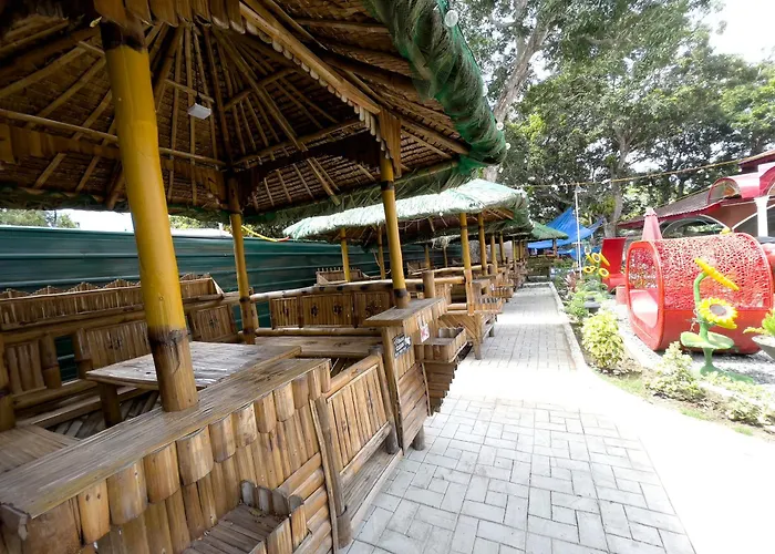 Red Apple Hotel And Resort San Juan Batangas