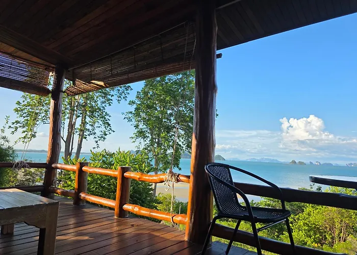 Esmeralda View Resort - Sha Extra Plus