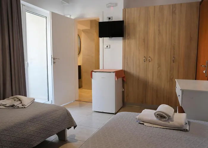Marie Hotel