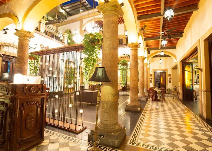 Casa Pedro Loza
