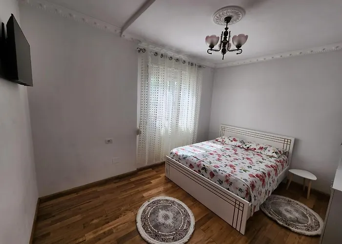 Mira'S Room