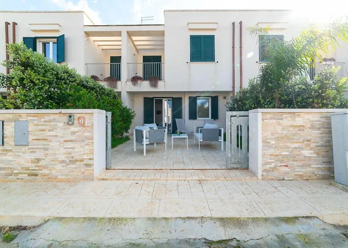 Villetta-Federica-a-50-metri-spiaggia-parcheggio
