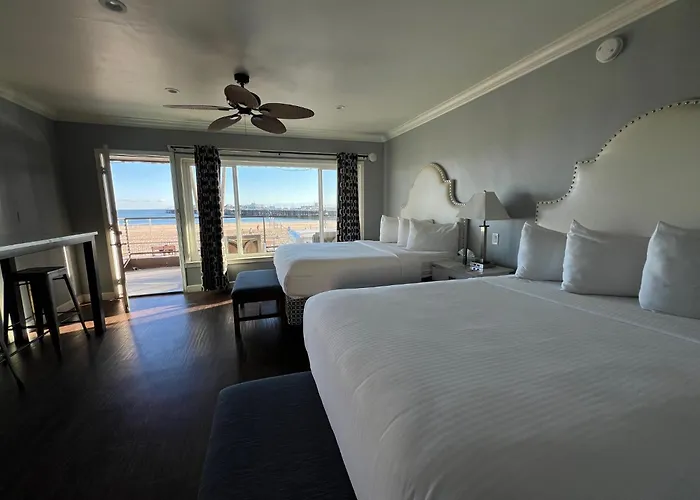 Casablanca Inn On The Beach