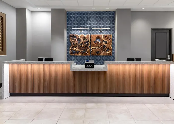 Embassy Suites Fort Myers - Estero