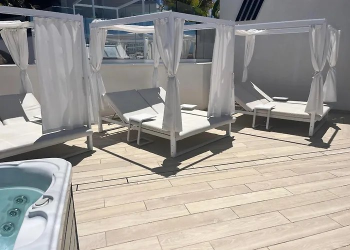 Grand Horizon Luxury Boutique Suites