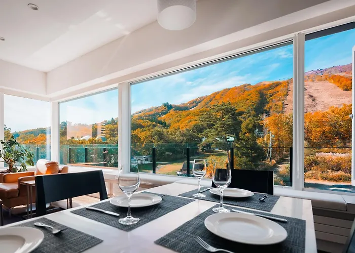 Mountain Side Hakuba