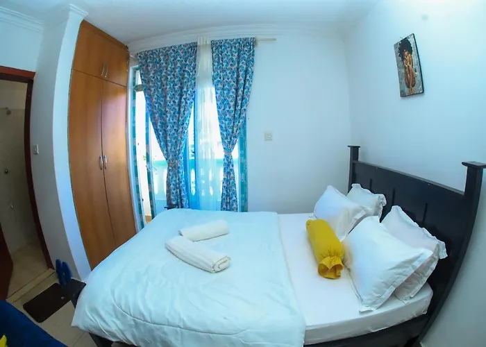 Shazz Cozy Homes